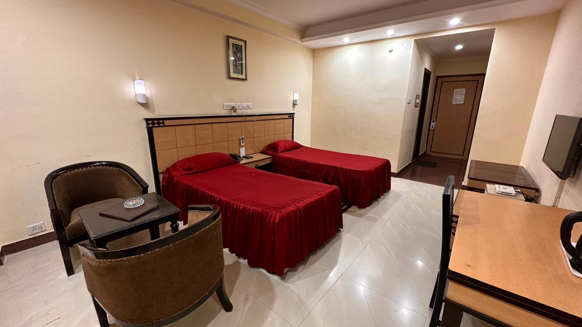 Hotel Sriyash Regency Bhāgalpur Kültér fotó