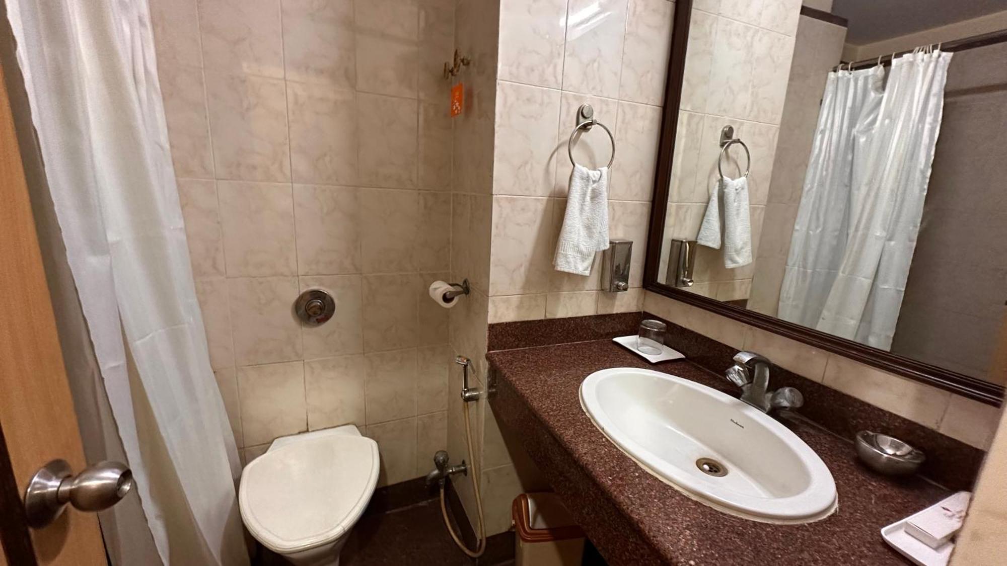Hotel Sriyash Regency Bhāgalpur Kültér fotó
