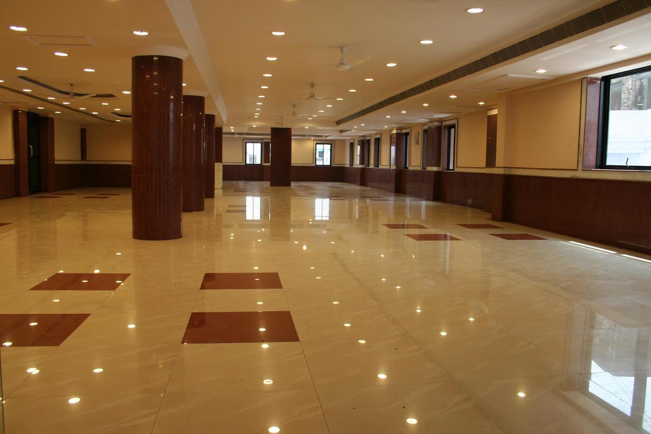 Hotel Sriyash Regency Bhāgalpur Kültér fotó