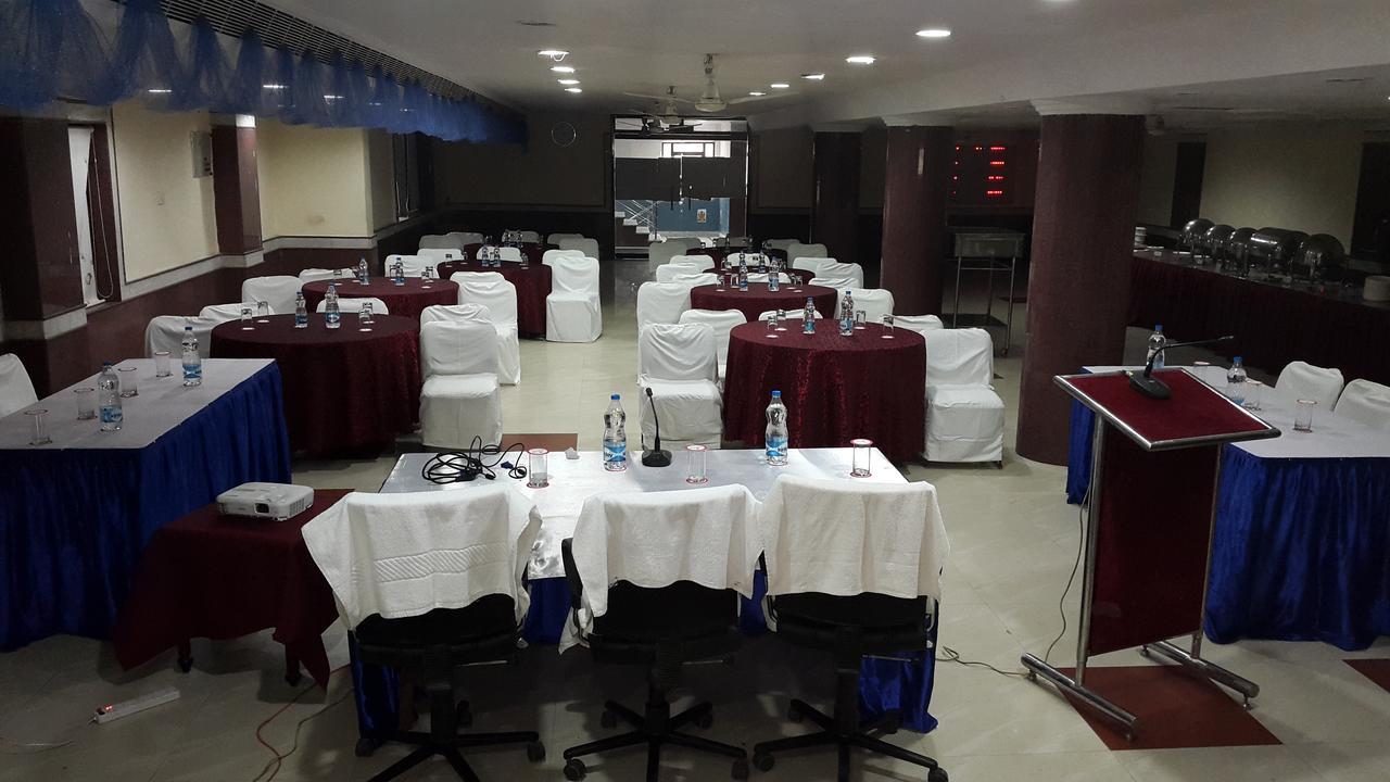 Hotel Sriyash Regency Bhāgalpur Kültér fotó